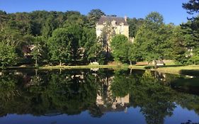Gite Familial Chateau La Roche Racan Saint-paterne-racan